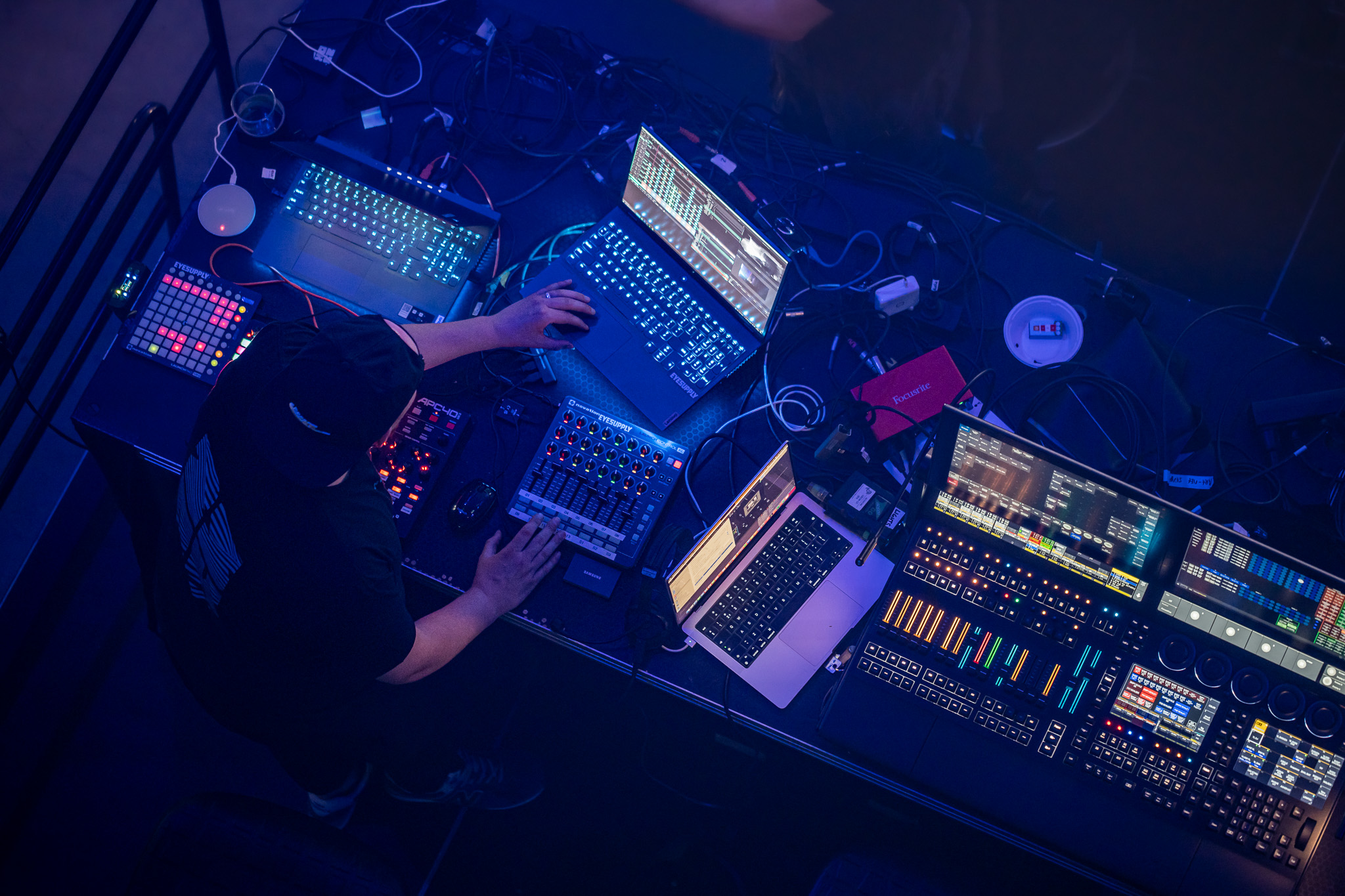Resolume 現場控制檯